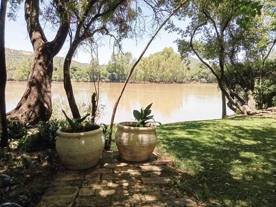 3 Bedroom Property for Sale in Potchefstroom Rural North West